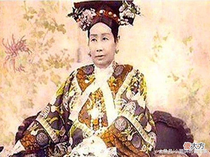 【历史故事】慈禧26岁守寡后,经常深夜去密室擦拭身体,宫女偷看后大呼救命