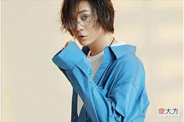 【游戏世界】张大仙出现直播事故,曝光自己联系方式,无奈直呼:别搜了!