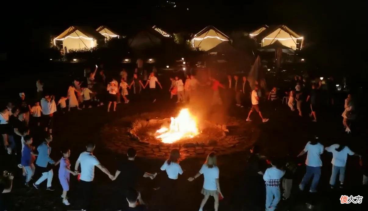 【十二星座】气泡房、星座房、篝火晚会、露天电影...嵊州的星空露营