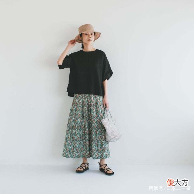 【就爱时尚】日本太太分享的“熟龄”穿搭圈粉了,穿出一身雅致的人生