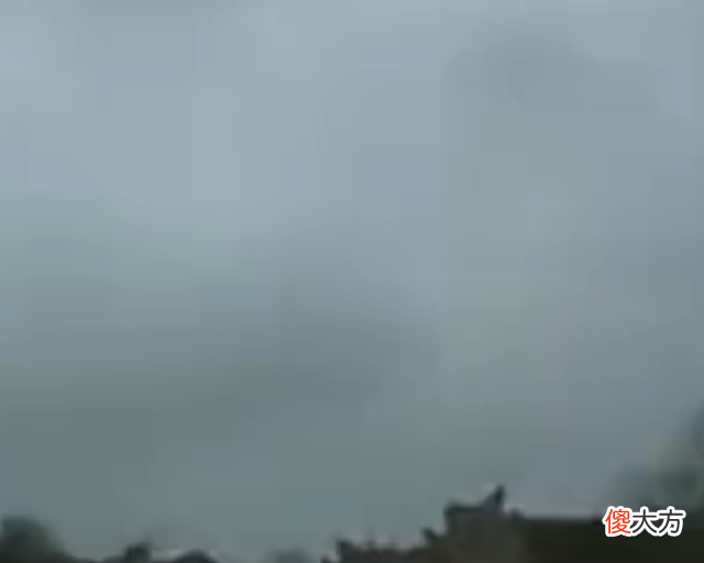 湖南农村一夜之间怪事不断，村民突然接连发疯，记者前往发现真相