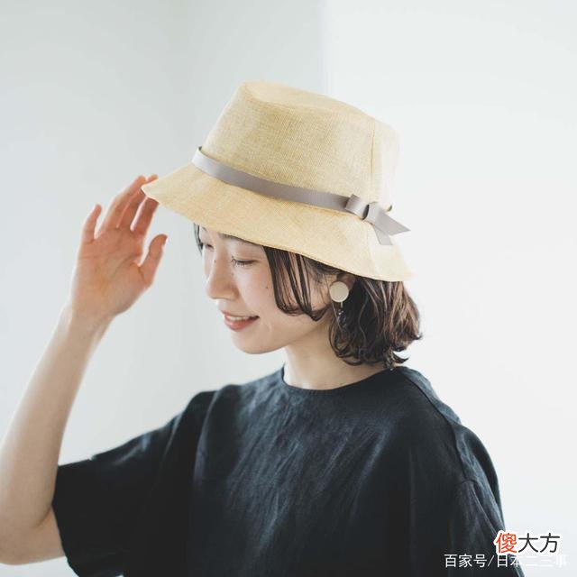 【就爱时尚】50岁日本太太初夏穿搭，一身气质取悦眼前的生活