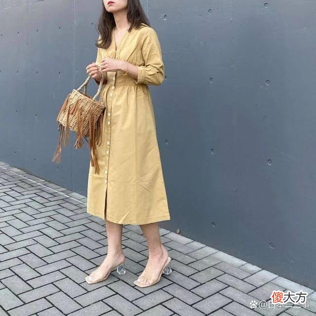 【就爱时尚】越是懂得时尚的人，越能够用基础的款式，穿出一身的气质
