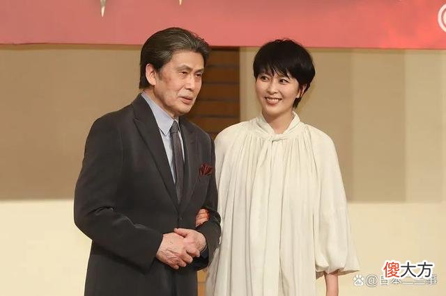 【时尚一点】岁月是一把杀猪刀，松隆子的近照圈粉了