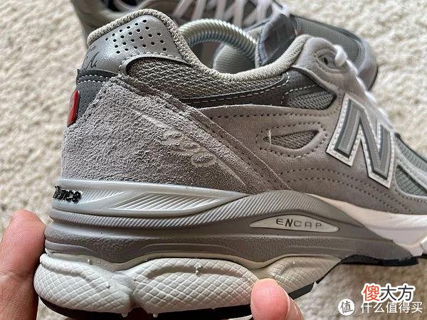 【就爱时尚】Sneaker 篇一百六十八：Saucony Shadow 6000与NB 990v3分享