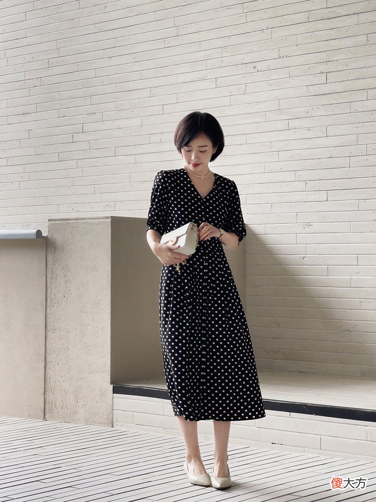 【时尚一点】这位“大妈辈”好会穿！4个技巧打造优雅气质，40、50岁女人都爱