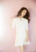 【时尚一点】脸型适合什么样的衣服，选对衣领让你的气质瞬间提升
