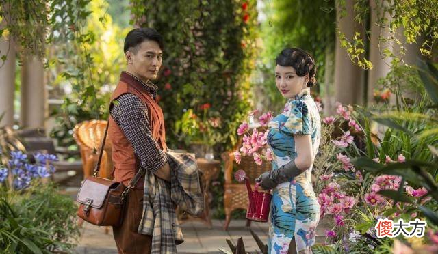 【就爱时尚】柳岩再次穿上复古旗袍，明艳娇俏，名媛范十足，更是少女心爆棚