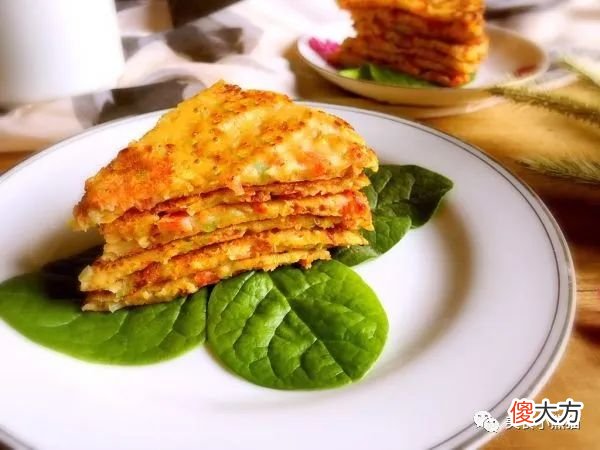 教你做道辅食，三文鱼蔬菜饼，这样做宝宝爱吃，简单易学看了就会