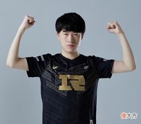【游戏世界】RNG击败EG后，官博沦陷！粉丝担忧：这个状态打决赛，没法夺冠