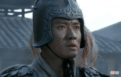 【历史故事】三国演义中，赵云为什么不称呼刘备关羽为大哥二哥？