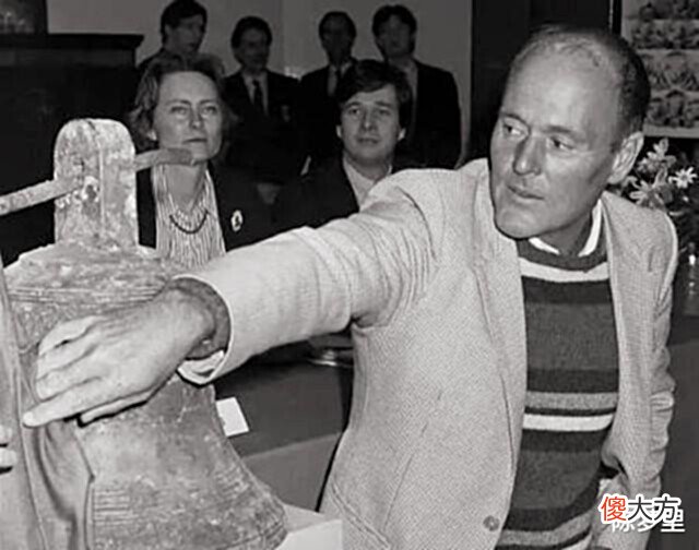【爱历史】2007年南海打捞起一神秘沉船,船身800年未腐,价值超三千亿美元