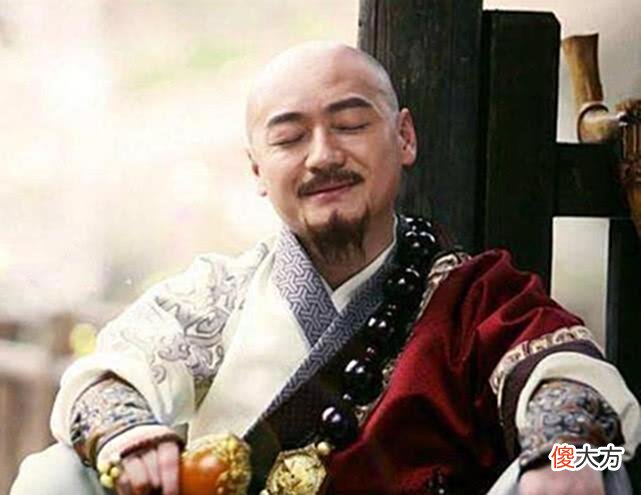 【爱历史】朱元璋要给小舅子封个大官，为何小舅子跪在地上哭，坚决不要