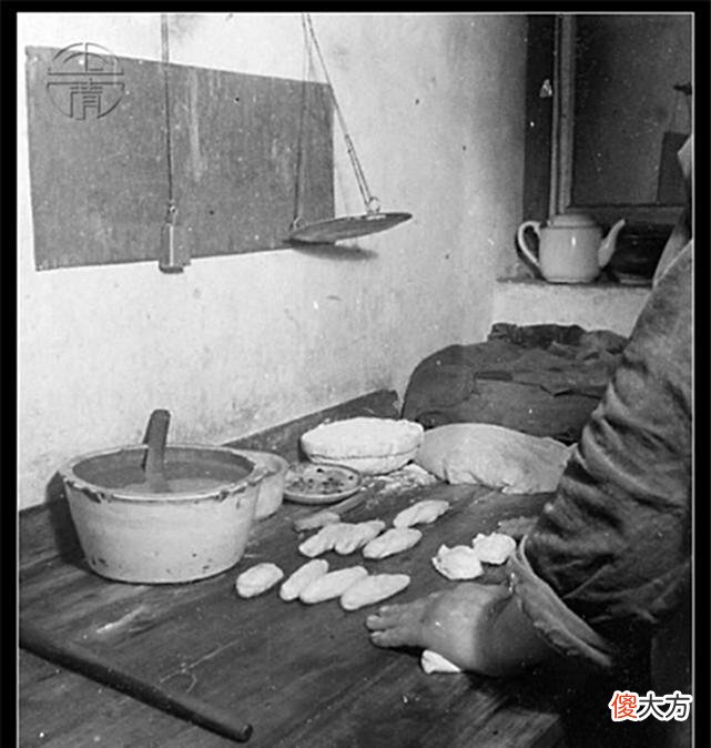【历史故事】您可别流口水，一组民国老北京的制作烤肉饼的老照片