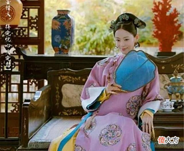 【爱历史】老照片：这才是身穿满服的清朝女子，原来清宫剧都是骗人的