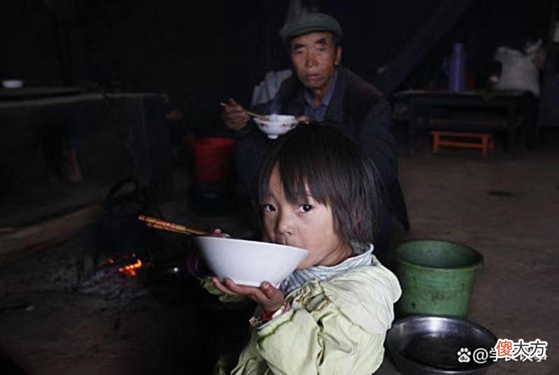 【爱历史】生产队时期人们衣食住行之“食”：红薯米饭