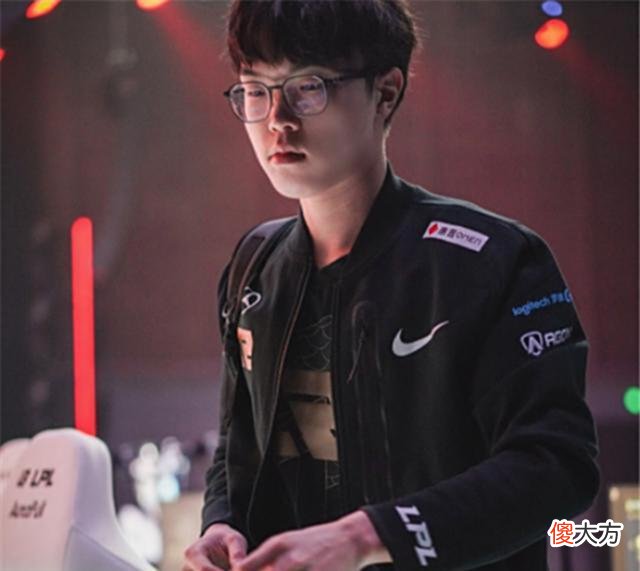 【游戏迷】季中赛变成了洲际赛：EDG帮RNG训练，T1选手找前辈练手
