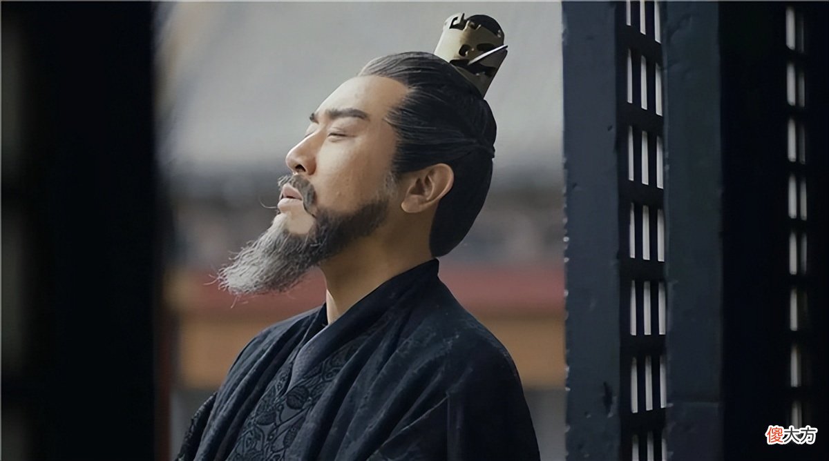 【历史故事】曹操杀了杨修后,问其父杨彪为何瘦了,杨彪回怼一句话却成为名句