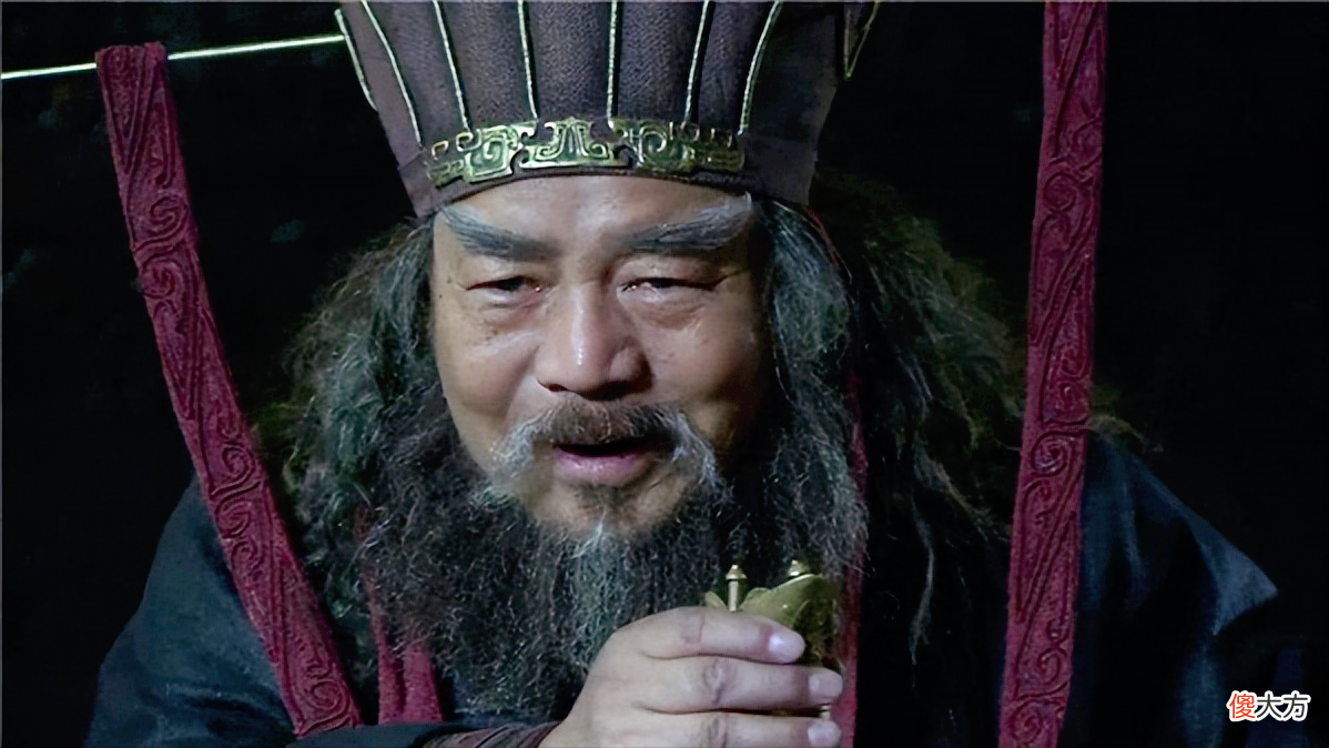 【历史故事】曹操杀了杨修后,问其父杨彪为何瘦了,杨彪回怼一句话却成为名句
