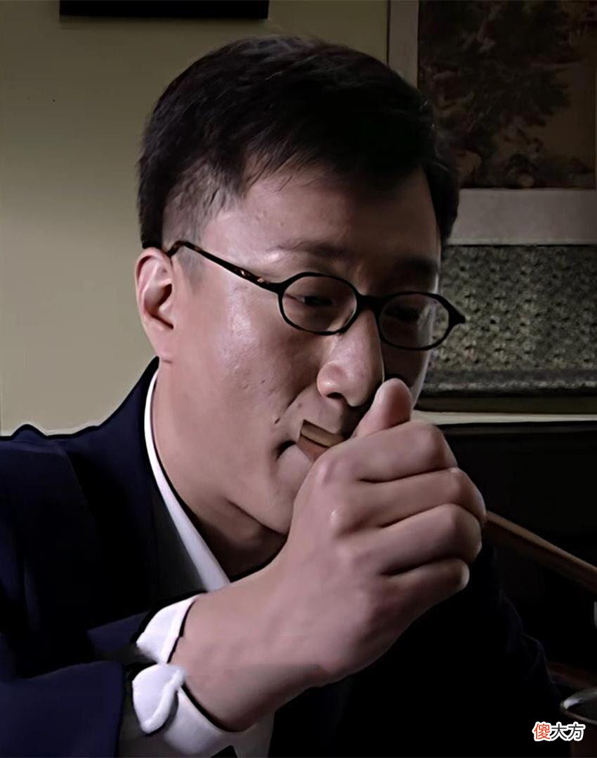 【历史故事】《潜伏》吴敬中为什么会提拔余则当副站长？关键他是自己的亲信