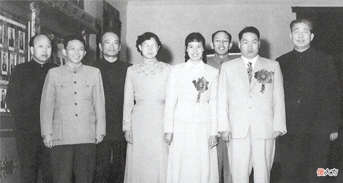 【爱历史】毛岸青：杨开慧唯一活着的儿子，37岁娶大嫂妹妹，父亲没参加婚礼