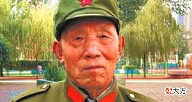 【爱历史】1957年，河南一清洁工被邀请到中南海，主席亲自接见：你还活着
