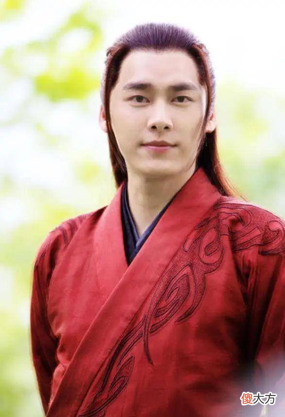 【就爱时尚】古装剧里的红衣造型，许凯病娇又落寞，李易峰李易峰都穿过