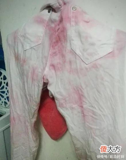【时尚一点】衣服发黄发旧，你还在用漂白水吗?教你一招，洗完和新的一样洁白
