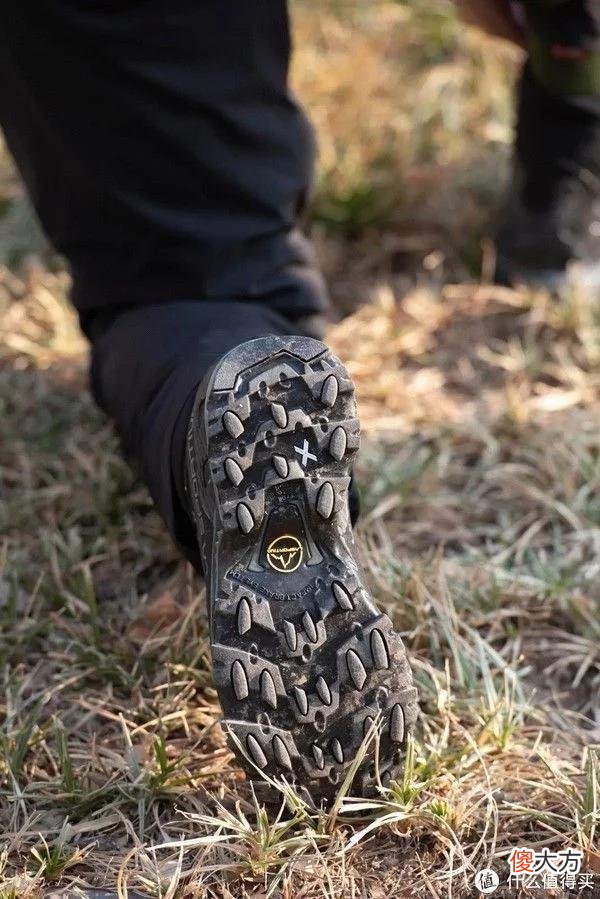 【就爱时尚】La Sportiva Ultra Raptor II: 徒步鞋的性能，越野跑鞋的灵动！