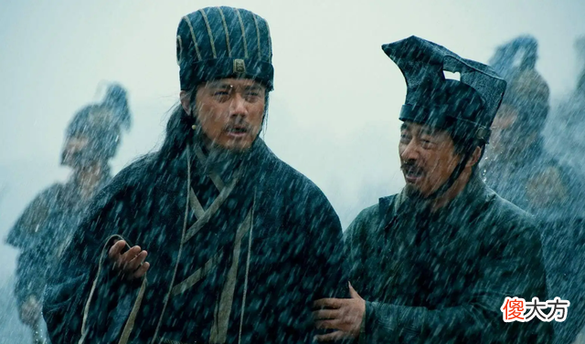 【爱历史】刘禅投降后写下三字，司马昭不敢杀他，群臣疑惑，司马昭：倒着读