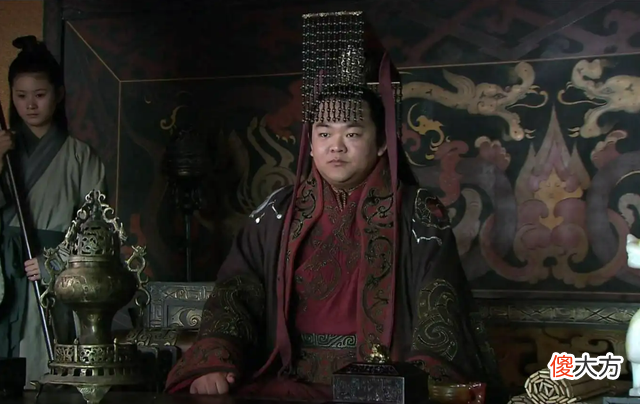 【爱历史】刘禅投降后写下三字，司马昭不敢杀他，群臣疑惑，司马昭：倒着读