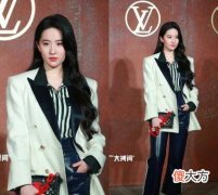 【就爱时尚】刘亦菲周冬雨红毯造型变化大，热巴美得各具千秋