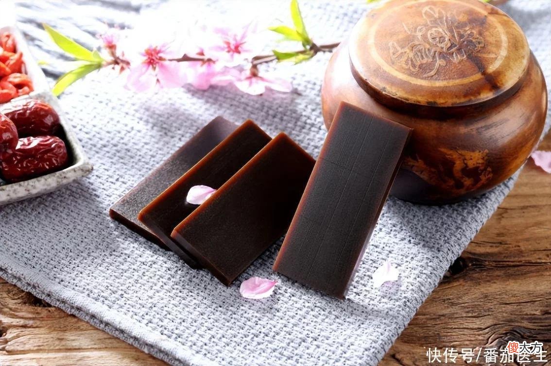 【就爱时尚】“老的慢”的女人，通常都喜欢吃这5种食物，紧致肌肤气色佳