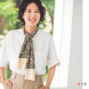 【时尚一点】夏天穿衣不发愁，漂亮的丝巾为你解锁时髦造型，清新温柔又养眼