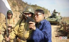 【历史故事】中国最牛的“汉奸”，吃喝日本人的，用8个字便杀2万日军！