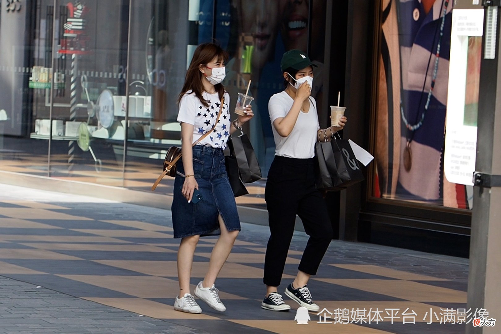 【就爱时尚】夏季女生怎么样选择裙装打扮？身材年龄是关键，适合自己的最好