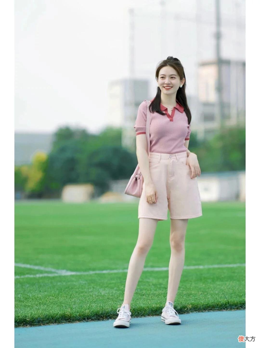【时尚一点】有“御姐范”的女人就是打扮，4套穿搭让你从普通到惊艳，超好看