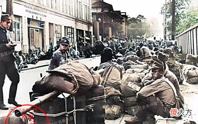 【历史故事】老照片:展示马克沁重机枪的清军士兵,1922年访问日本的爱因斯坦
