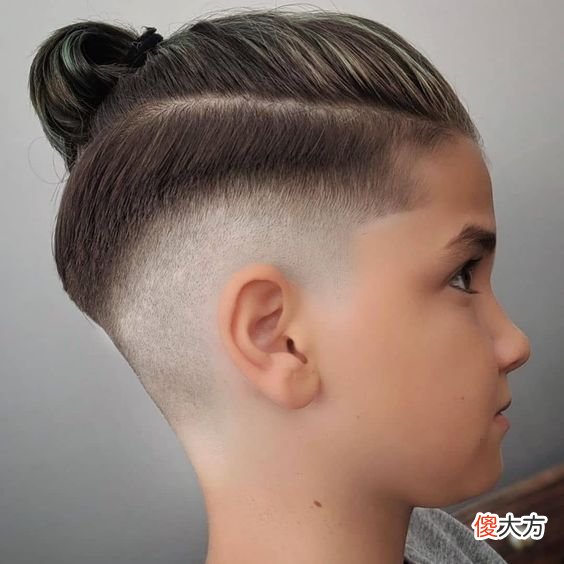 【就爱时尚】六一小男孩发型13款，很火很帅气，喜欢的家长别错过