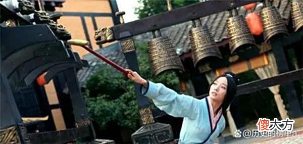 【历史故事】古代皇帝封赏大臣“加九锡”是什么意思，九锡对应着哪些东西？