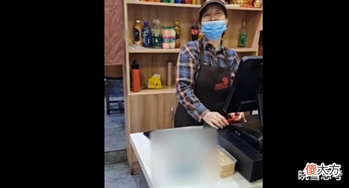 【游戏世界】耀阳前景危机,发视频自曝吃不起饭的窘境!网友:洗不白不买账