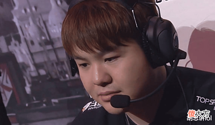 【游戏世界】LOL:Zoom确定加入UP战队,宁王转会期一队难求,RNG看好T1战队