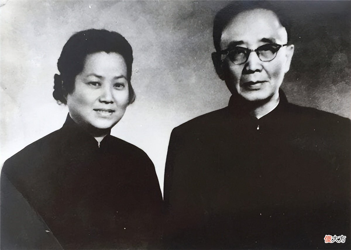 【爱历史】郭沫若想让溥仪做他助手，溥仪回复5个字，郭沫若当场无地自容