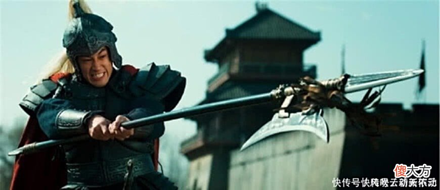 【爱历史】三国里武力最强的2员猛将，一个被刘备害死，一个被刘备重用！