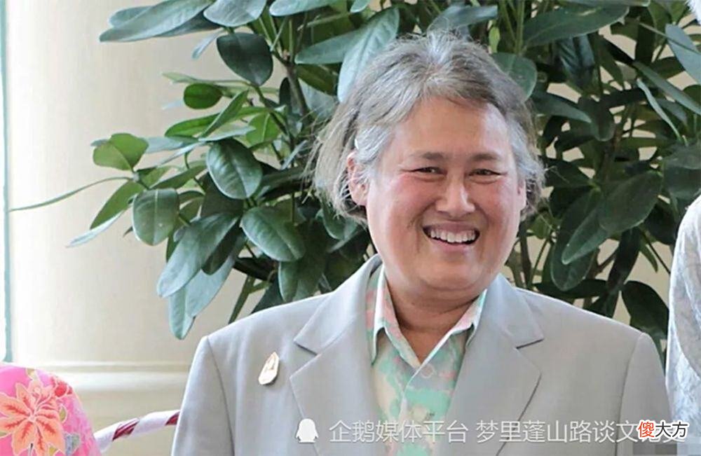 【历史故事】诗琳通公主和西哈莫尼国王都如同良金美玉，而且他们还相识多年