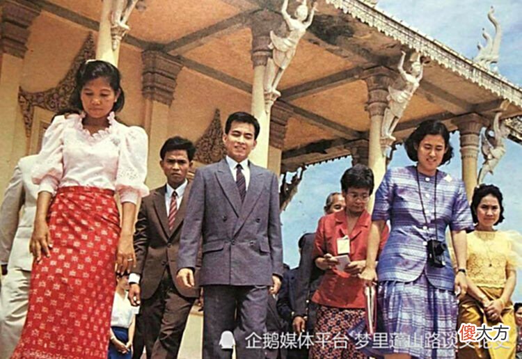 【历史故事】诗琳通公主和西哈莫尼国王都如同良金美玉，而且他们还相识多年