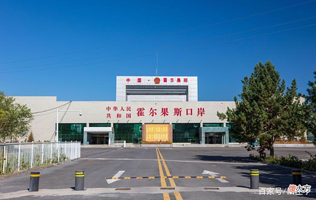 【历史故事】60年前，开国少将带着6万多新疆人叛逃苏联，后来他们后悔了吗？