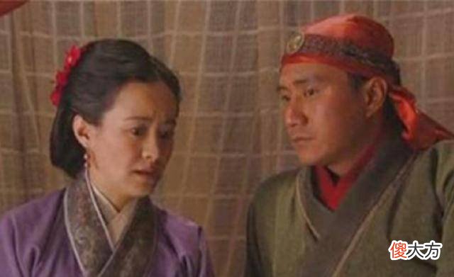 【爱历史】明朝开国皇帝朱元璋,出身贫寒,却能在草芥之中躲过了叛军的搜捕