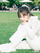 【就爱时尚】少女气质穿搭，极简风格的时尚感