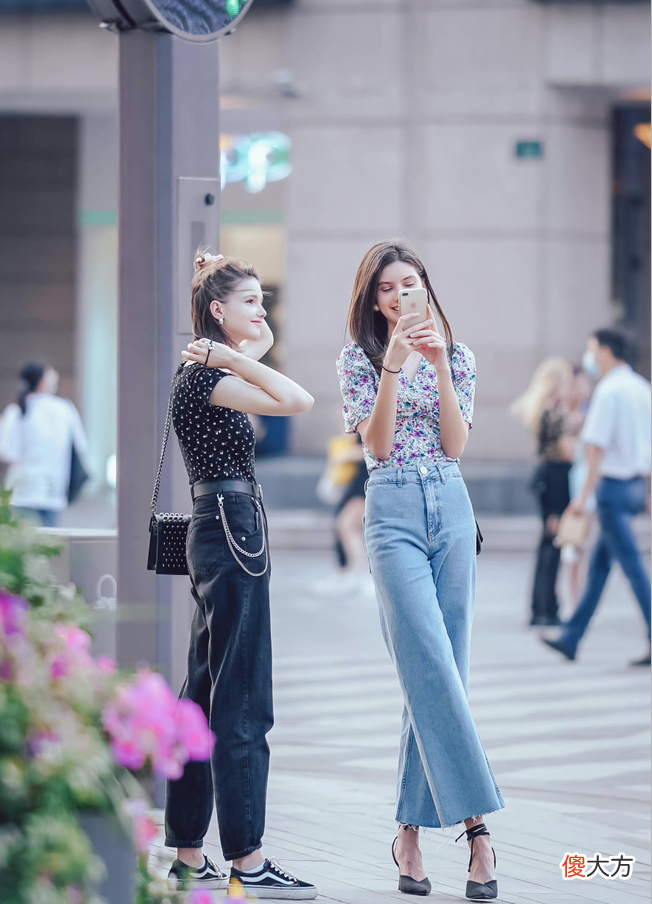 【时尚一点】杭州最真实的夏季街拍是这样，穿裤子的女生会更多，每一套都好看